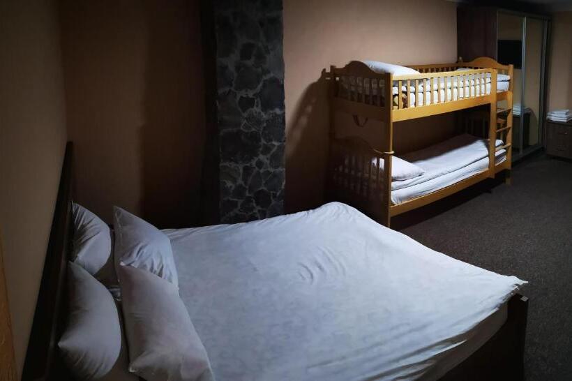 اتاق خانوادگی, Rgk Baron Gartenberg