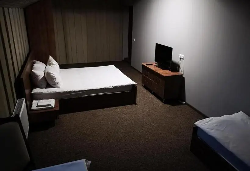 Comfort Kolmen Hengen Huone, Rgk Baron Gartenberg
