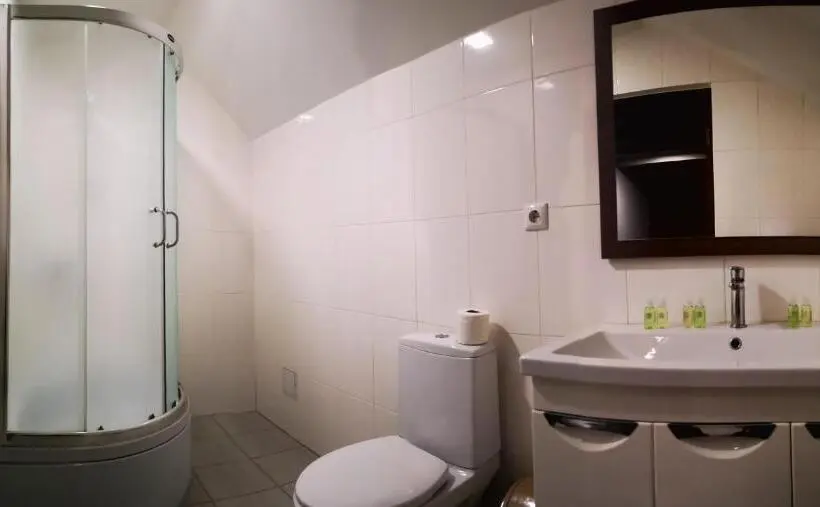 Comfort Kolmen Hengen Huone, Rgk Baron Gartenberg