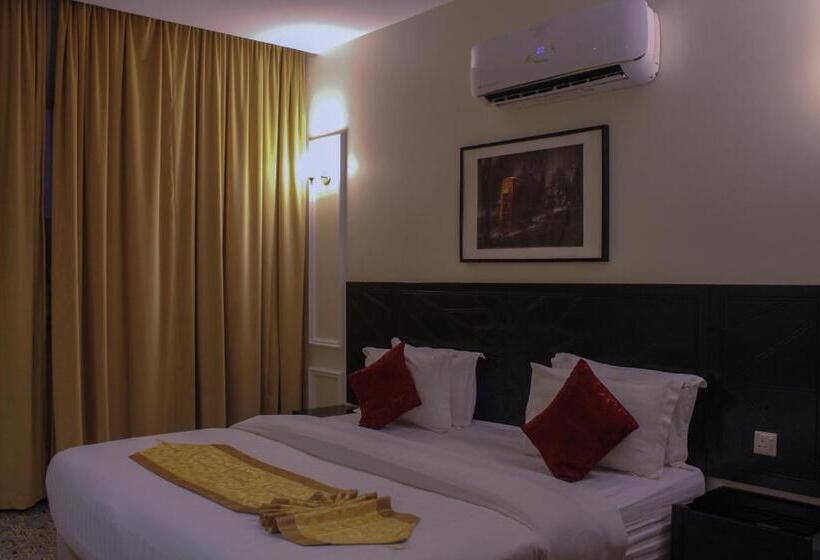 סוויטת 2 חדרי שינה, Rollins