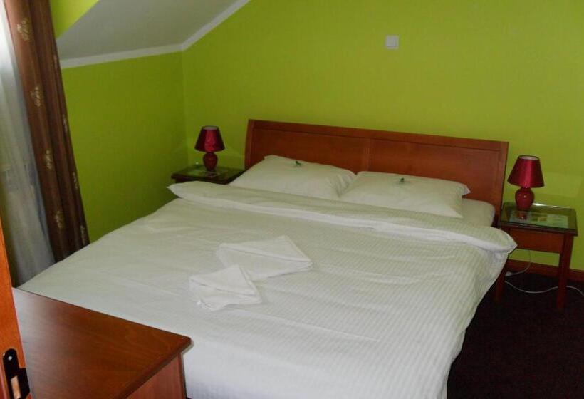 سوییت جونیور, Vila Sunce