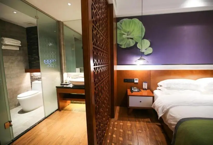 اتاق استاندارد, All Seasons Lodge Breakfast&lift&free Laundry &book Tickets &downtown Location And English Service
