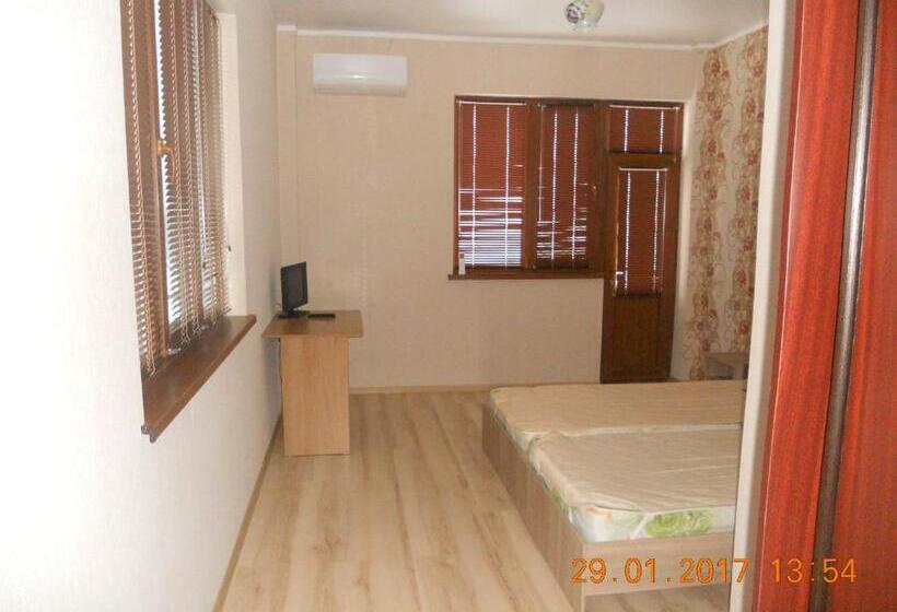 اتاق استاندارد با چشمانداز دریا, Private House