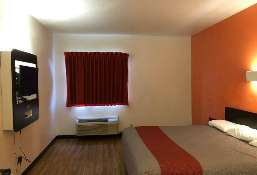 חדר סטנדרט עם מיטת קינג, Motel 6 Woodway, Tx