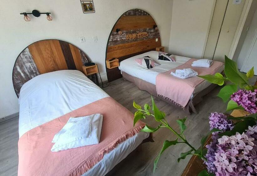 Номер Стандарт Трехместный, La Fontaine