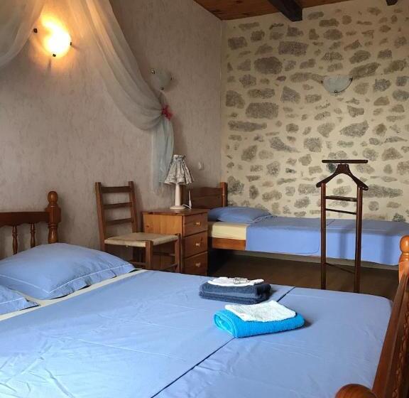 غرفة قياسية ثلاثية, Lo Soulenquo à Fonteilles Sur Le Gr 65