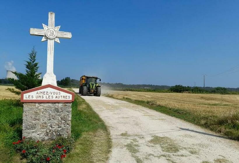 标准间, La Ferme De L Isle Et Sa Roulotte