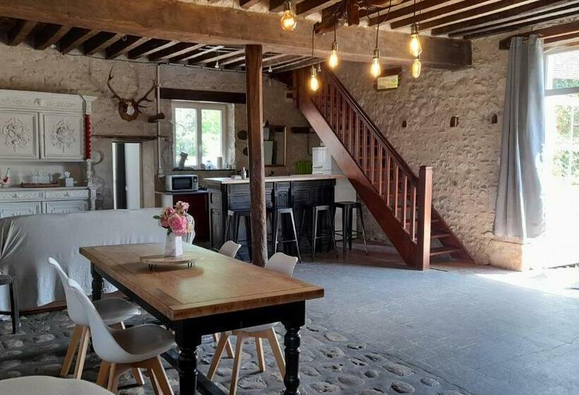 标准间, La Ferme De L Isle Et Sa Roulotte