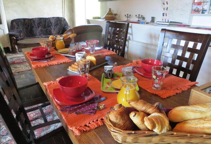 اتاق استاندارد, La Ferme De L Isle Et Sa Roulotte