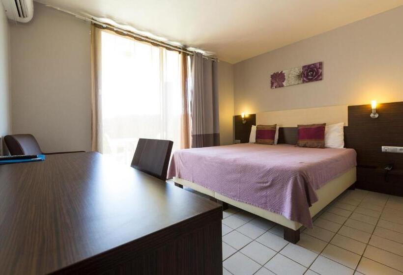 트리플 클래식 룸, Atlantis