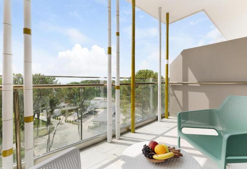 اتاق استاندارد با چشم‌انداز دریا, Magnika Resort