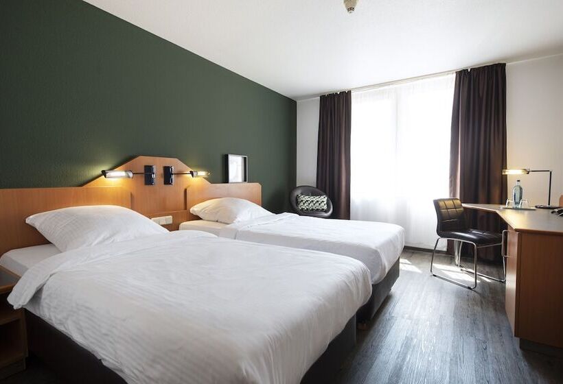 Номер Комфорт, Achat Hotel Heppenheim