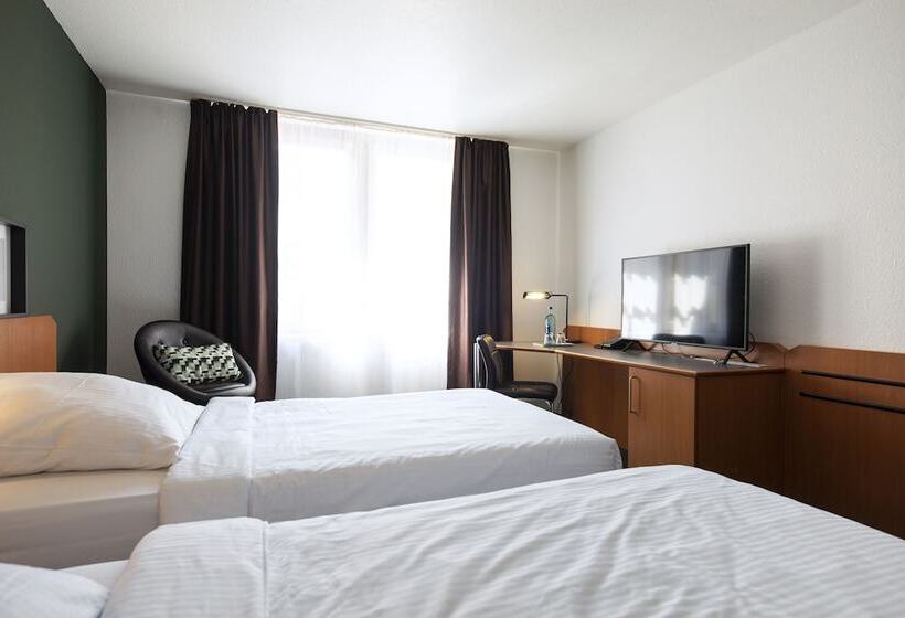 Номер Стандарт, Achat Hotel Heppenheim