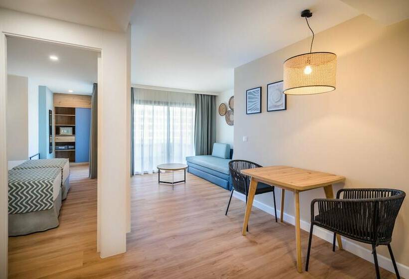 חדר משפחתי דלוקס, Barceló Margaritas