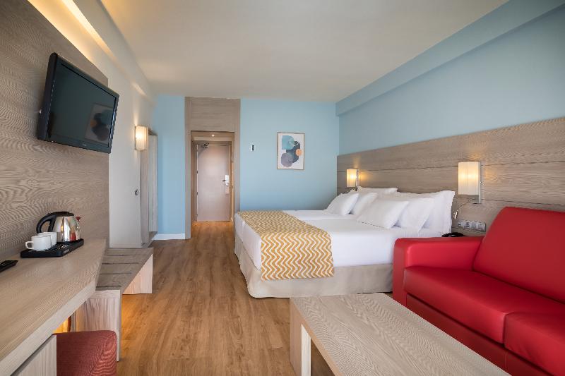 חדר משפחתי, Barceló Margaritas