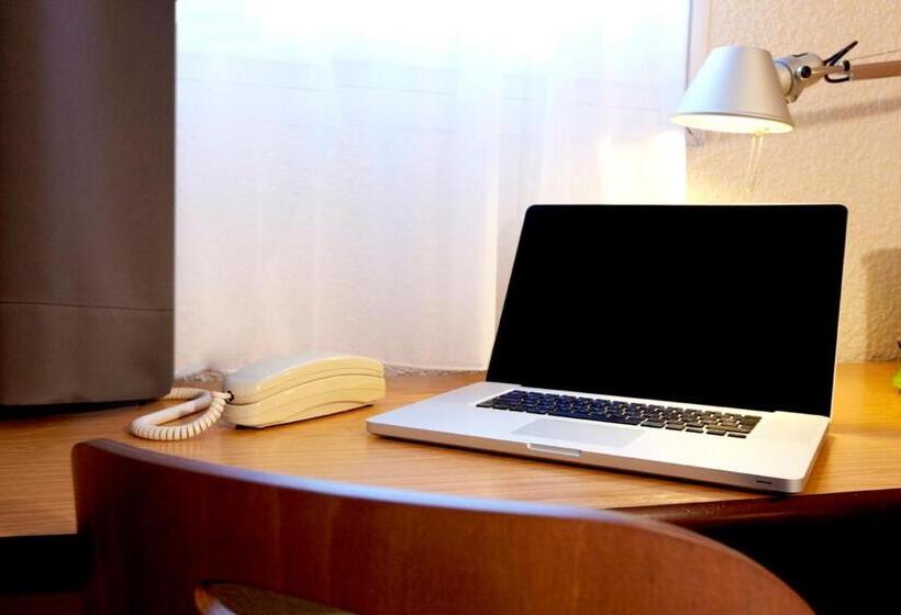 标准间, Campanile Lyon Nord Ecully