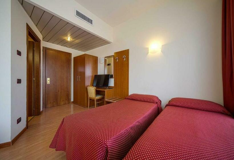 四人标准间, Centrale