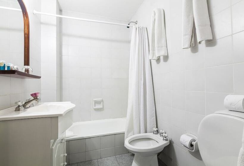 غرفة قياسية ثلاثية, Crisol Suites Catalinas