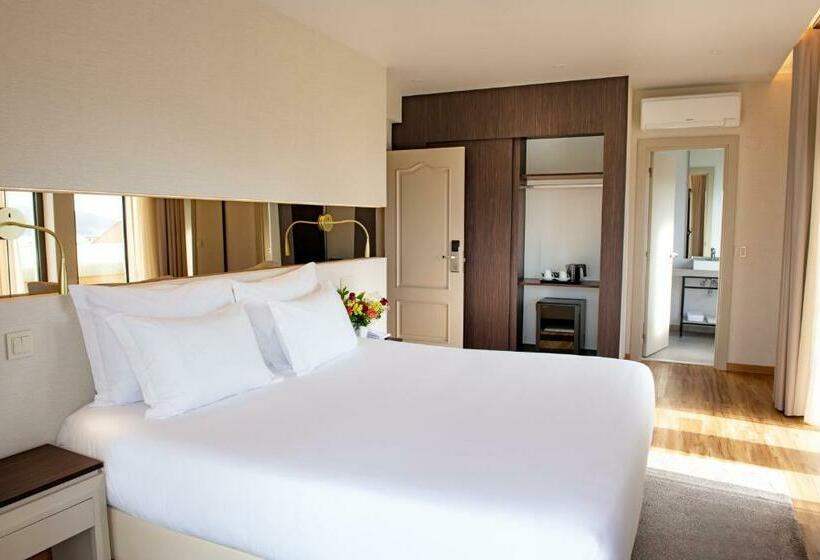 جناح, Cristal Setúbal