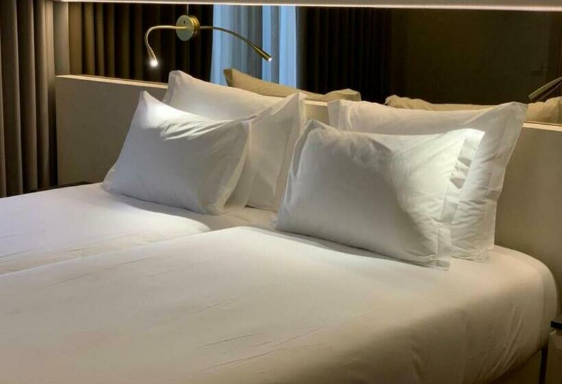 غرفة قياسية, Cristal Setúbal