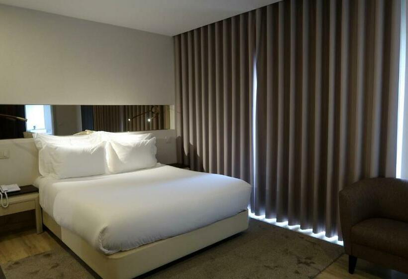 غرفة قياسية مزوَّدة بتراس, Cristal Setúbal