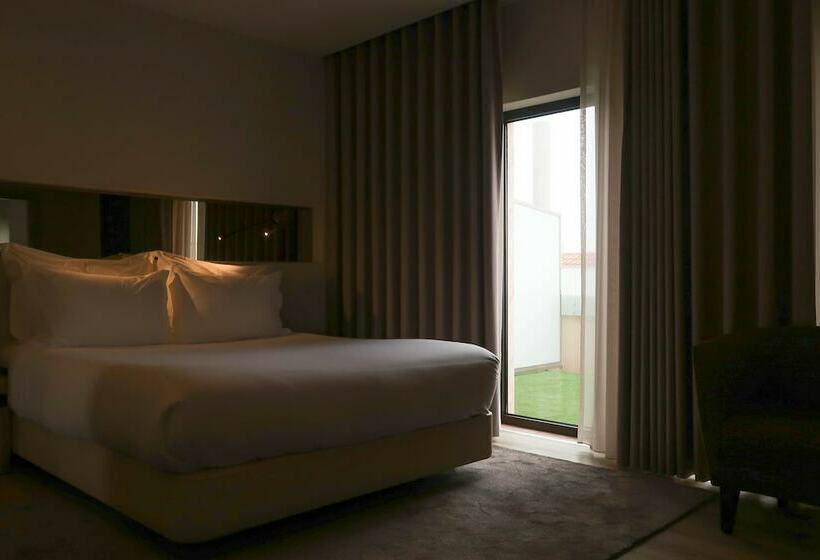 غرفة قياسية مزوَّدة بتراس, Cristal Setúbal