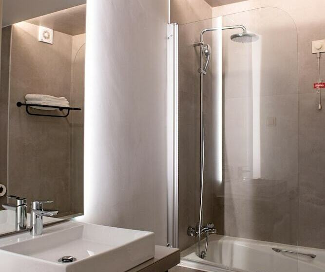 غرفة قياسية فردية, Cristal Setúbal