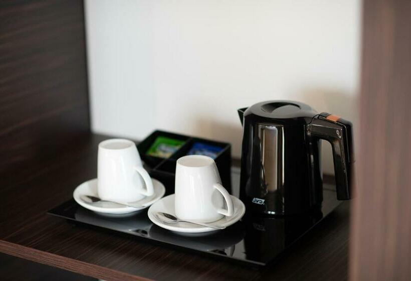 جناح جونيور, Cristal Setúbal