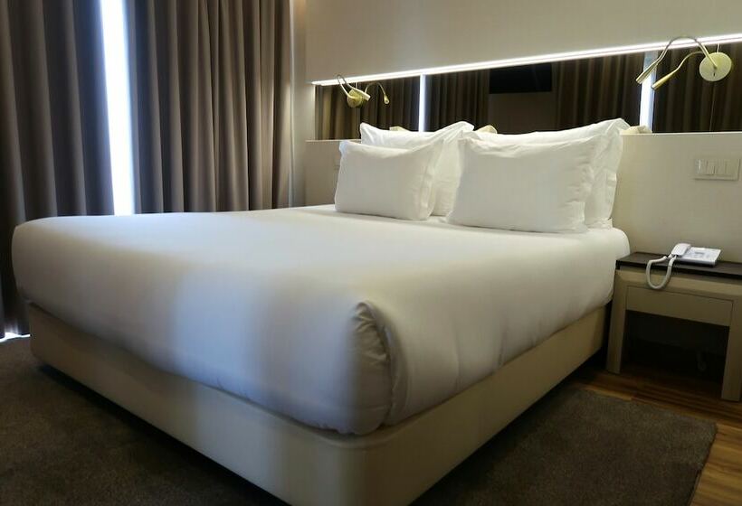 جناح جونيور, Cristal Setúbal