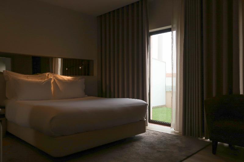 غرفة قياسية مزوَّدة بتراس, Cristal Setúbal