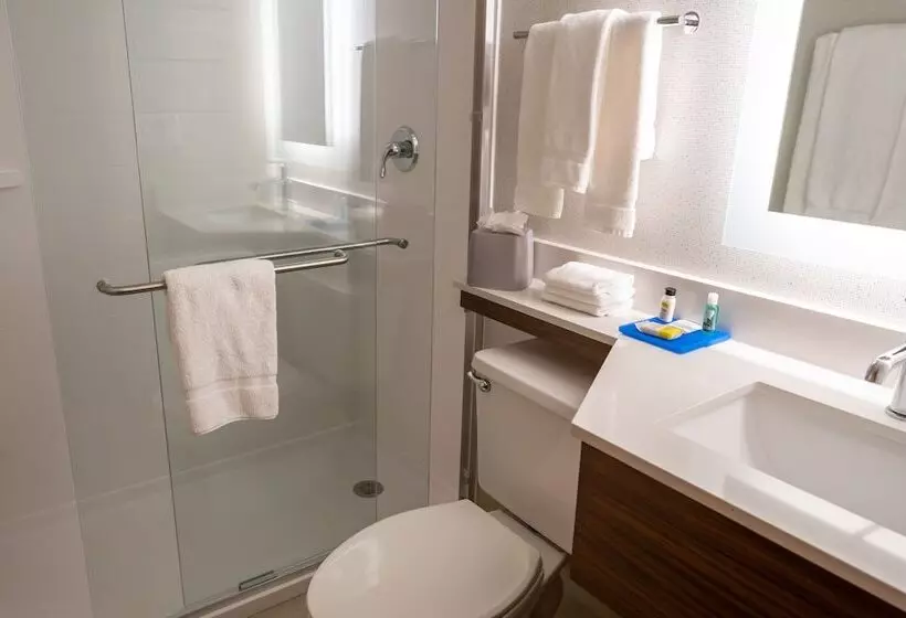 اتاق استاندارد, Holiday Inn Express Boston, An Ihg