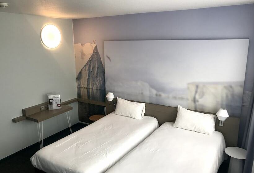 Номер Стандарт, Ibis Styles Toulon Centre Port