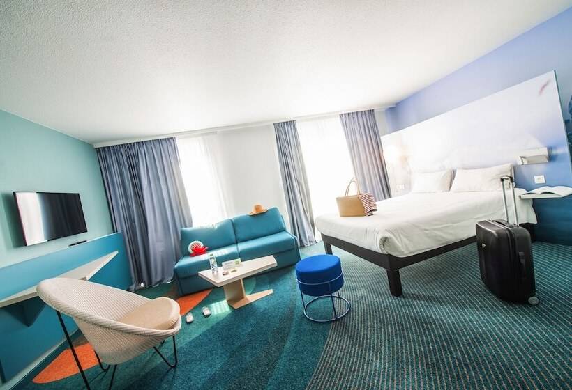 Люкс, Ibis Styles Toulon Centre Port