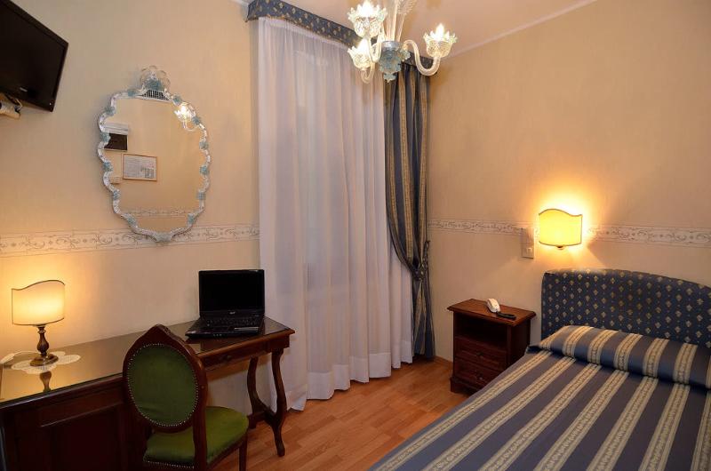 غرفة قياسية, Ibis Styles Toulon Centre Port