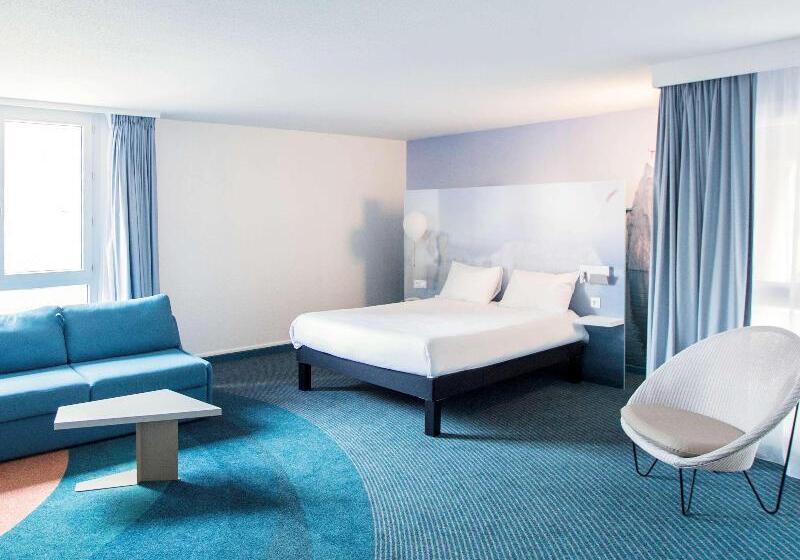 جناح, Ibis Styles Toulon Centre Port