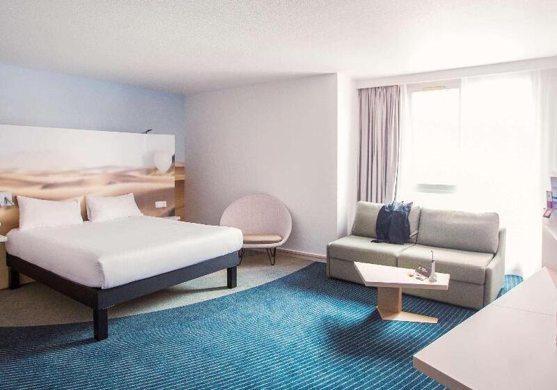 Люкс, Ibis Styles Toulon Centre Port