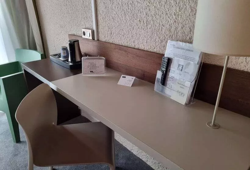 スタンダードルーム, Kyriad Angoulême Nord Champniers  Hôtel & Résidence