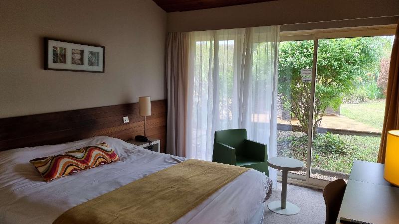 Номер Стандарт, Kyriad Angoulême Nord Champniers  Hôtel & Résidence