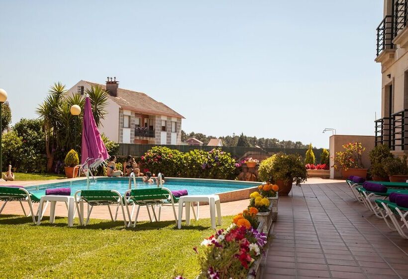 プールビュースタンダードルーム, Oca Vermar