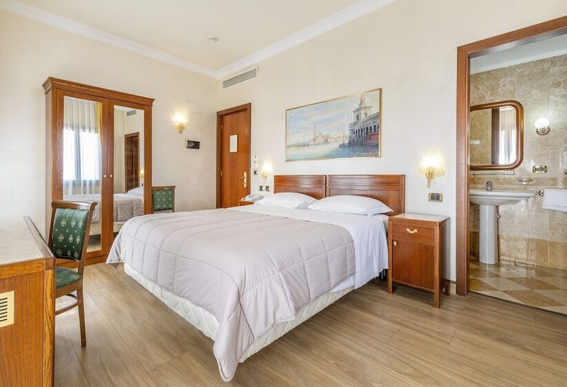 Номер Стандарт, Panorama