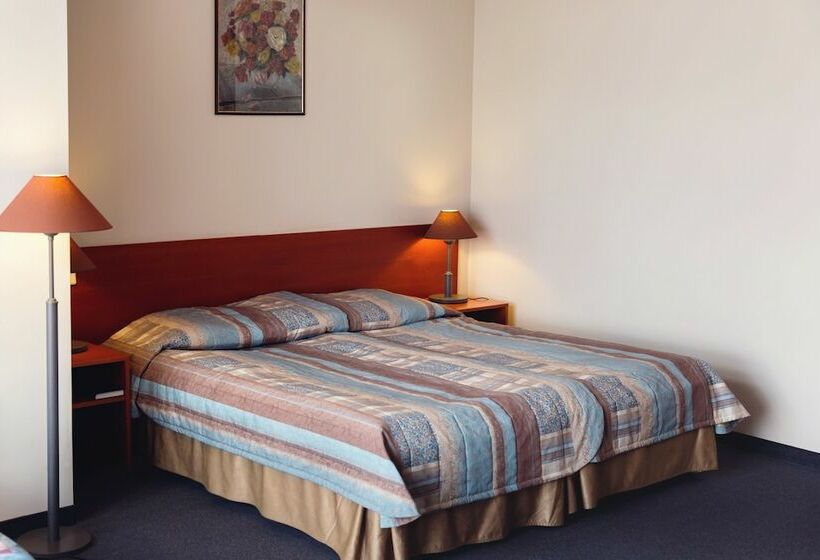 اتاق استاندارد, Perkuno Namai