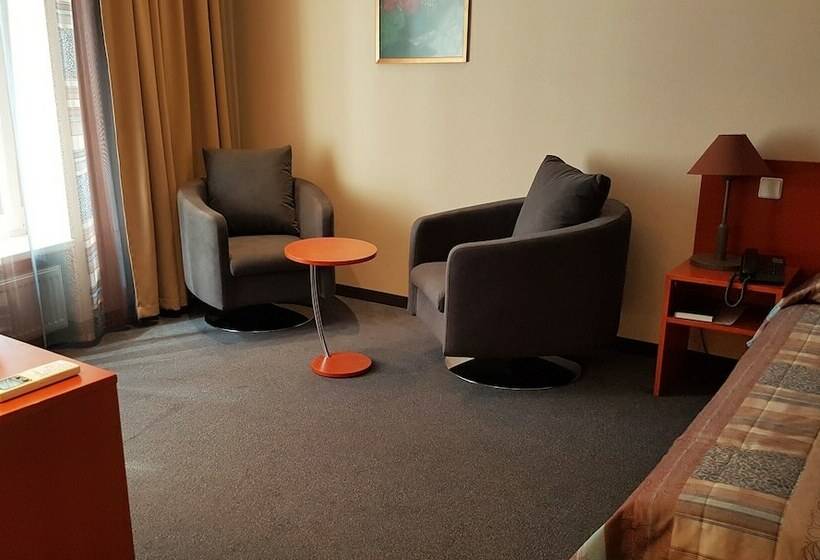 Junior Suite, Perkuno Namai