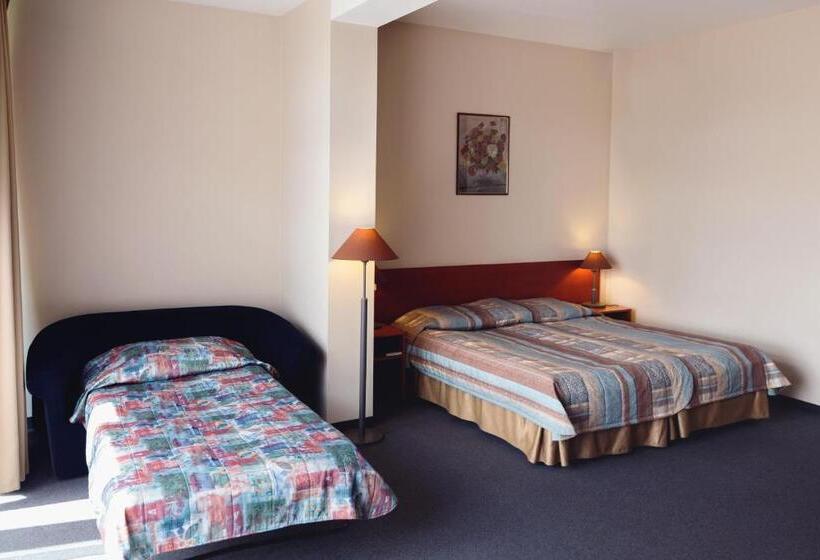 سوییت جونیور, Perkuno Namai