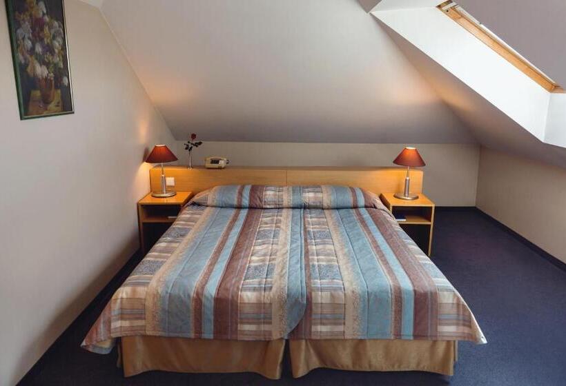 سوییت, Perkuno Namai