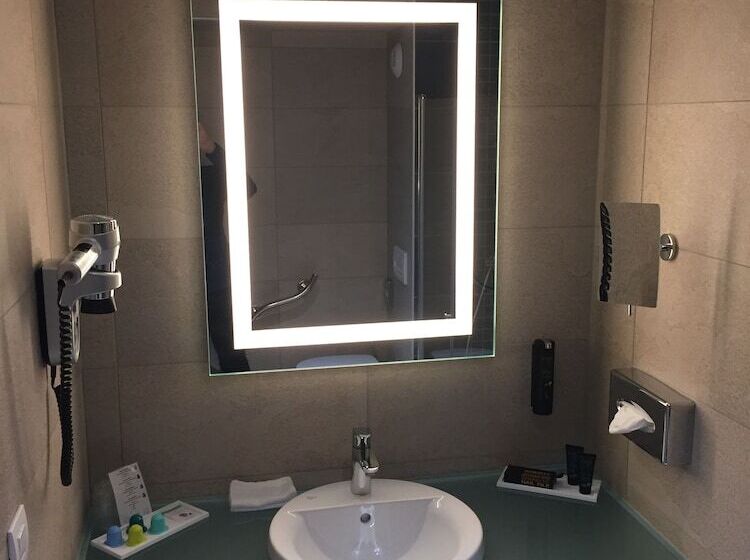 اتاق استاندارد, Saphir Lyon