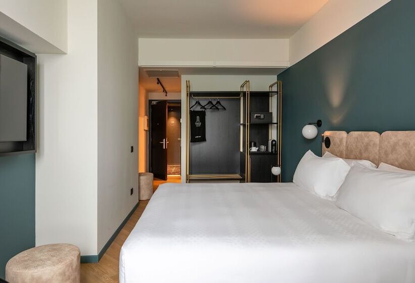 Pokój Superior, Tocq