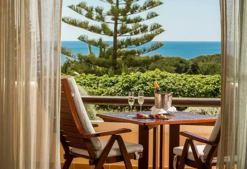 سوییت جونیور با چشم‌انداز دریا, Vilalara Grand Hotel Algarve
