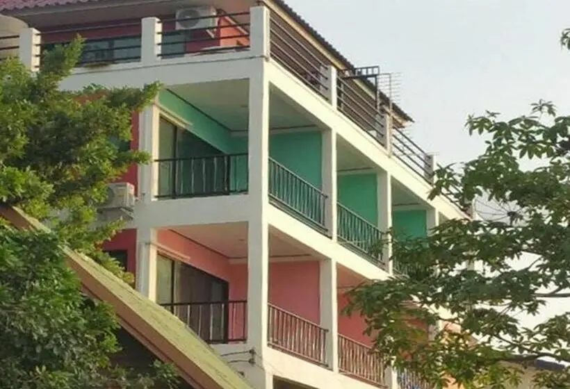 اتاق لوکس, Ocean View Resort   Koh Sichang