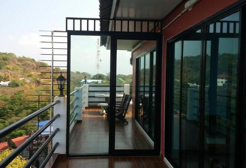Номер Deluxe, Ocean View Resort   Koh Sichang