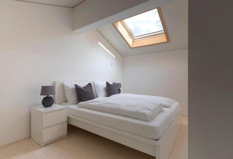 آپارتمان 1 خوابه, Pepper Suite